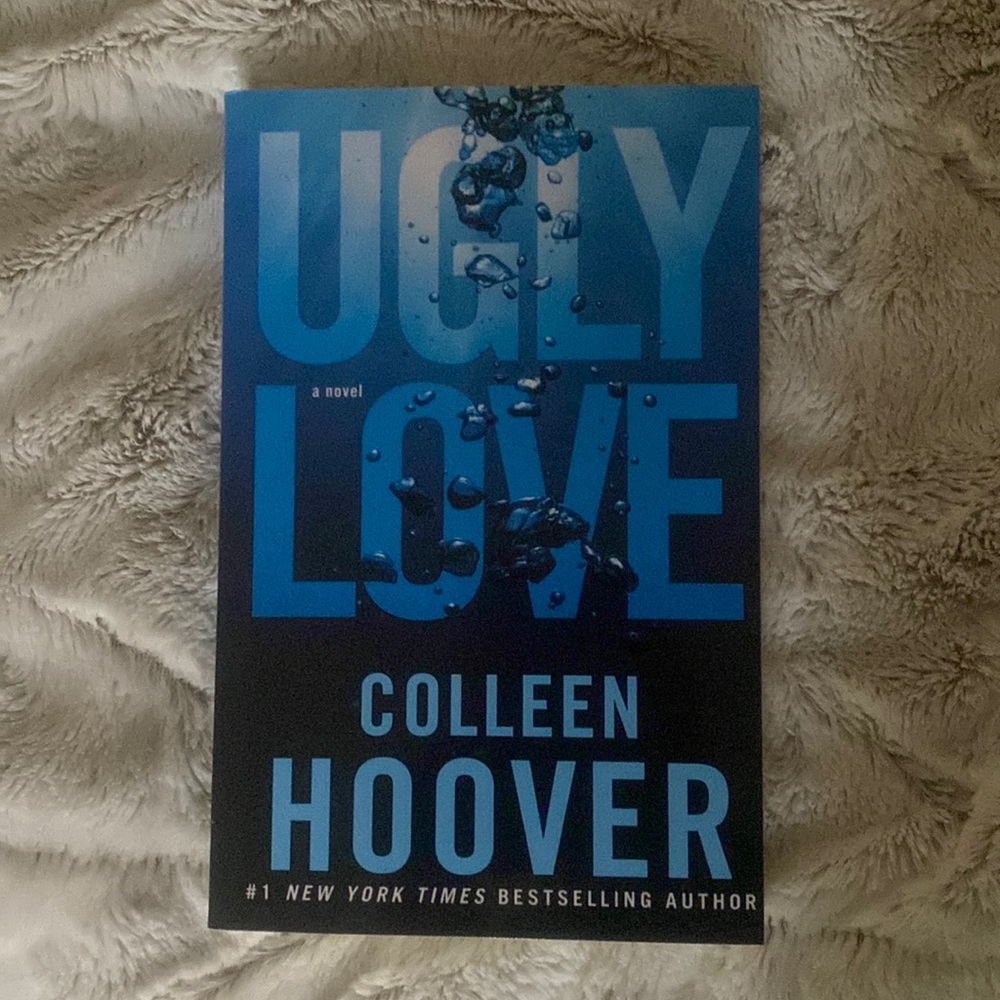 Ugly love by Colleen Hoover
